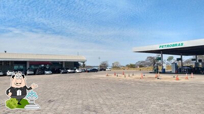Descubra o exterior do Deck no rio