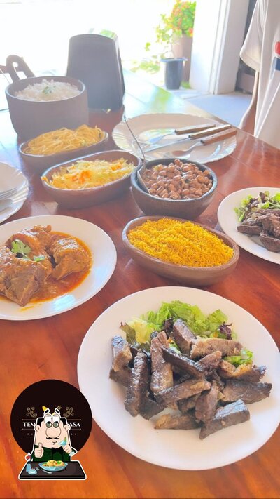 Comida em Restaurante Tempero da casa