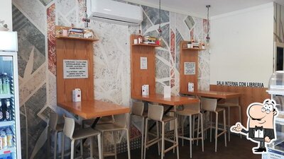 Dai un'occhiata agli interni di Bistrot 138