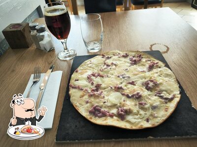 A La Manoline, vous pouvez prendre des pizzas