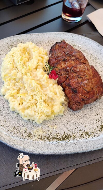 Platos en Due Fratelli Petiscaria e Choperia