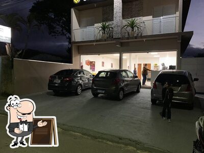Veja a área externa do Padaria A Brasileira