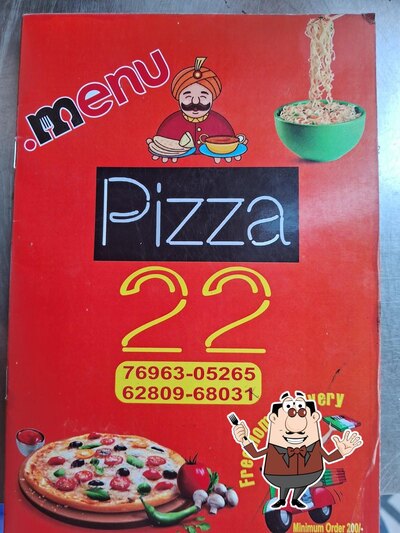 Food at Pizza 22