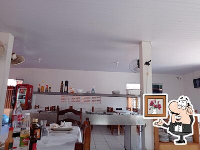 Veja imagens do interior do Restaurante Tempero da Dora