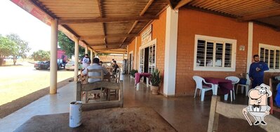Veja imagens do exterior do Restaurante Tempero da casa costela assada