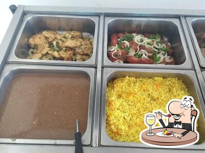 Comida em Restaurante Sabor da KSA