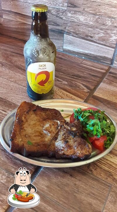 Comida em Restaurante Uchoa