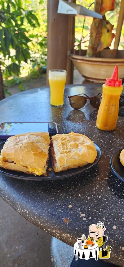 Comida em Restaurante Recanto do Sul