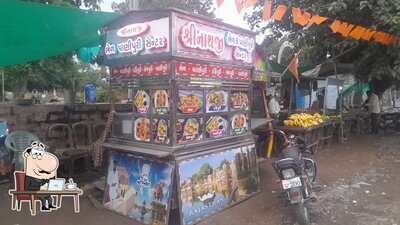 The interior of Shree Nath Bhel Puri