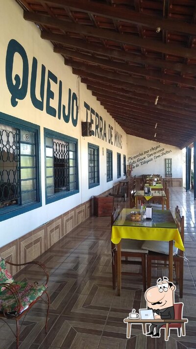 Veja imagens do interior do Terra de Minas restaurante e lanchonete