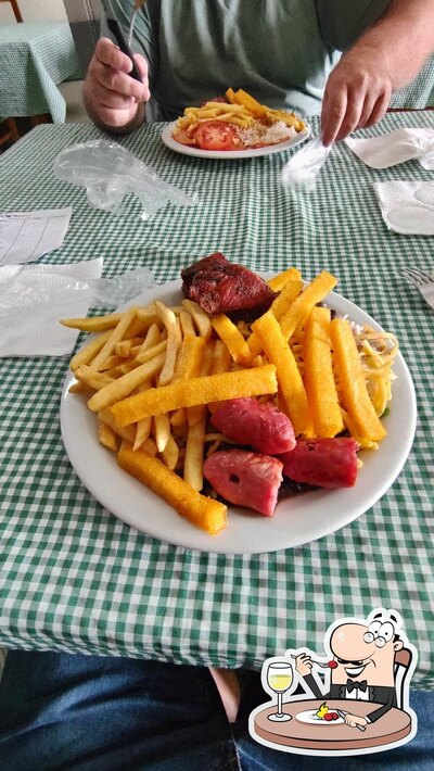 Comida em Restaurante São Marcos