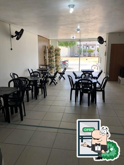 O exterior do DIVINO SABOR Restaurante e Marmitex