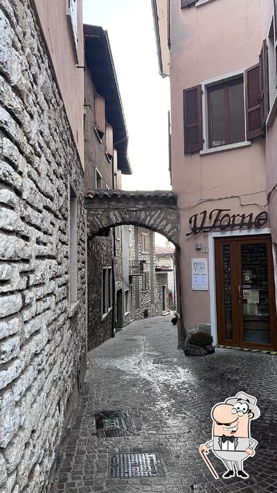 Goditi la vista dall'area esterna di GTS Group