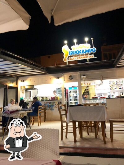 Dai un'occhiata agli interni di Ristorante bar bagno Ippocampo