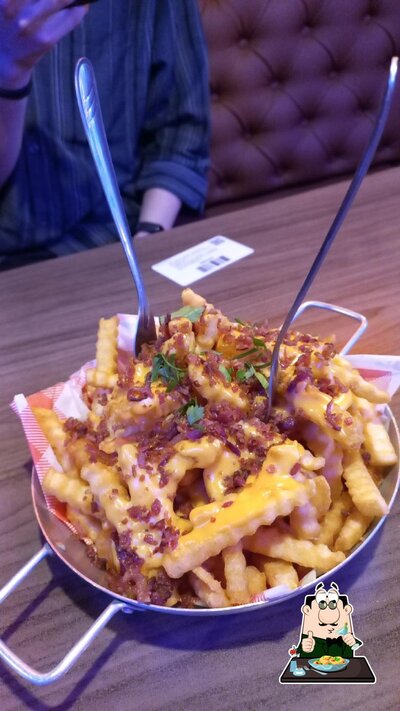 Comida em Billie Hamburgers