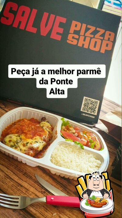 Platos en Salve Pizza Shop