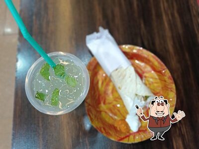 Food at SHAWARMA ZONE