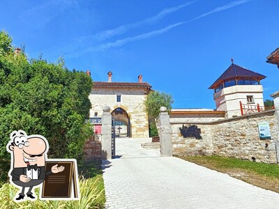 Profitez de la vue extérieure de Château de Treffort