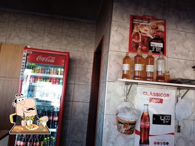 Comida em Restaurante Recanto Feliz