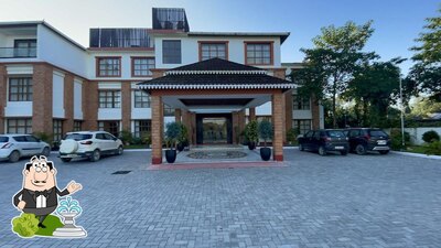 Check out the exterior of Kinnara