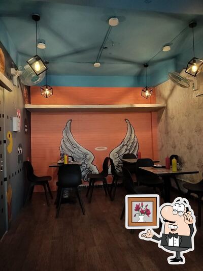 Check out how Mohammedia Shawarma looks inside